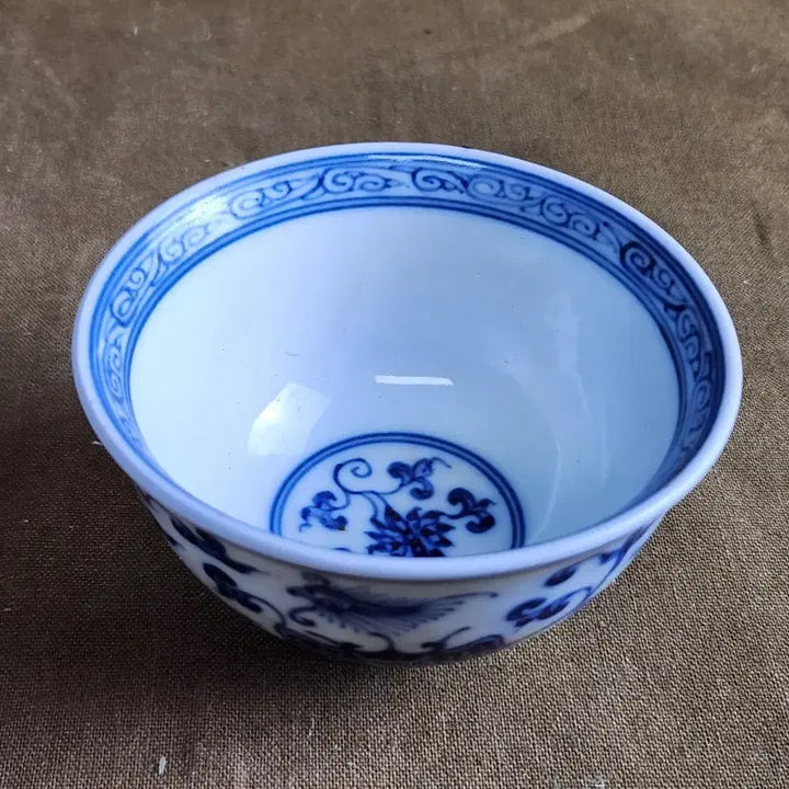 [BUNJANG] Ming Dynasty Xuande Mark Blue and White Porcelain Six-Figured Phoenix Motif Tea Cup / 중국도자기 대명선덕년제 청화백자 육필 봉황문 찻잔