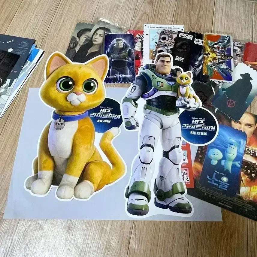 [BUNJANG] Buzz Lightyear Original Ticket, Film Mark, Art Card, Poster Set / 버즈 라이트이어 오리지널티켓 오티 토이스토리 포스터 필름마크아트카드