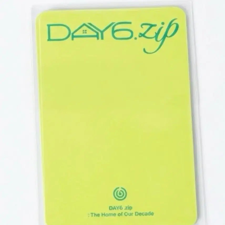 [BUNJANG] Day6 Pop-Up Goods Bundle Set (Scented Candle, Photocard) / [일괄]데이식스 zip 팝업 굿즈(향초, 포토카드)