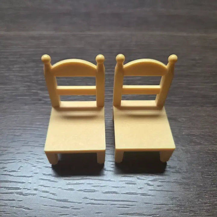 [BUNJANG] Sylvanian Families Yellow Dining Chair Set (Discontinued) / 단종) 실바니안 노랑 식탁의자 한쌍