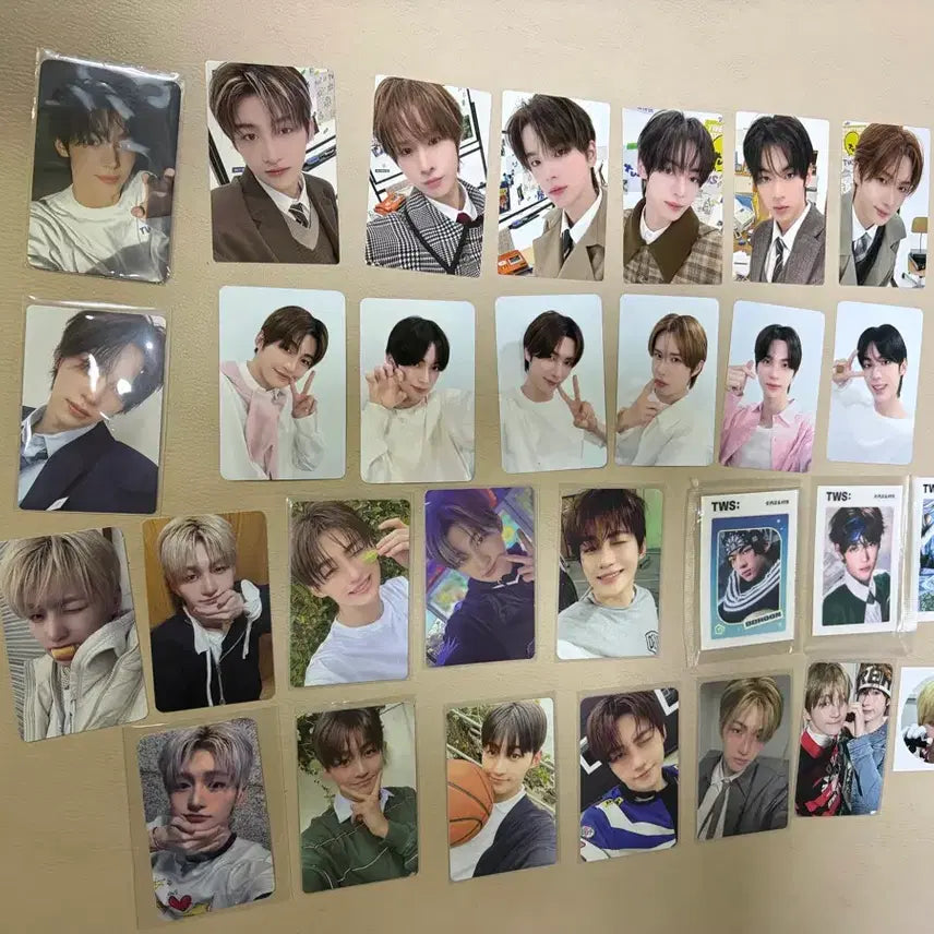 [BUNJANG] TWS Membership Kit Photobook Photocard Birthday Cup Poster Binder Set / 투어스 TWS 멤버십키트 포토북 포토카드 생일컵