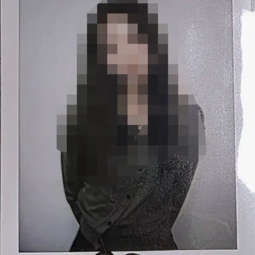 [BUNJANG] TripleS Jiwoo Signed Polaroid / 트리플에스 지우 사인 폴라로이드 판매