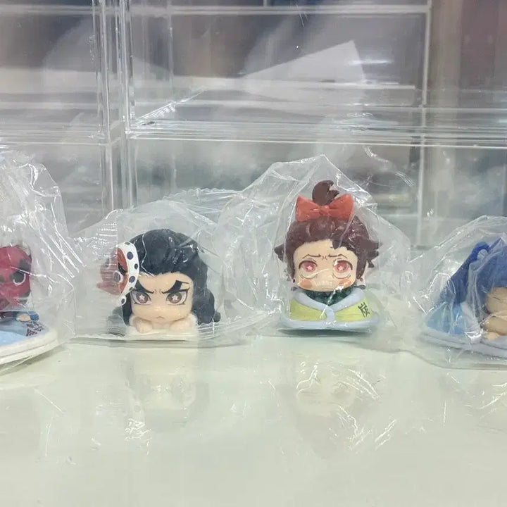 [BUNJANG] Demon Slayer: Kimetsu no Yaiba Onemutan Figures (Set of 4) / 귀멸의 칼날 가챠 오네무탄 유곽 어스