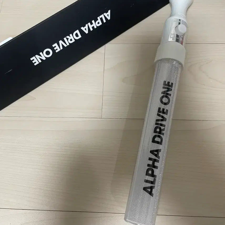 [BUNJANG] Alphadrive1 Lightstick / 알파드라이브원 임시 응원봉 판매