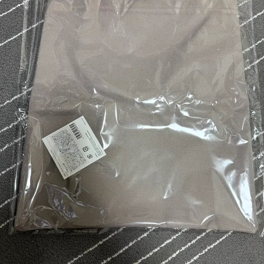 [BUNJANG] Mrs. GREEN APPLE Wonder Museum Eco Bag (Osaka) / 미세스그린애플 원더뮤지엄 에코백(오사카)판매합니다