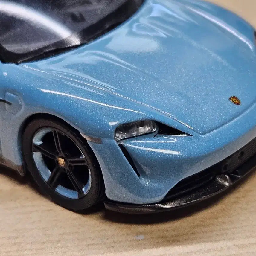 [BUNJANG] Minini GT Porsche Taycan Turbo S Frozen Blue Metallic 1/22.5 / 미니지티 포르쉐 타이칸 터보 S 프로즌 블루 메탈릭 225