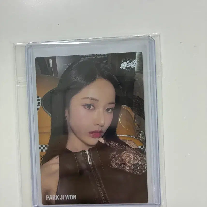 [BUNJANG] fromis_9 Park Ji-won Teretca Photocard Limited Edition / 프로미스나인 프미나 테레카 박지원 카드 99한정
