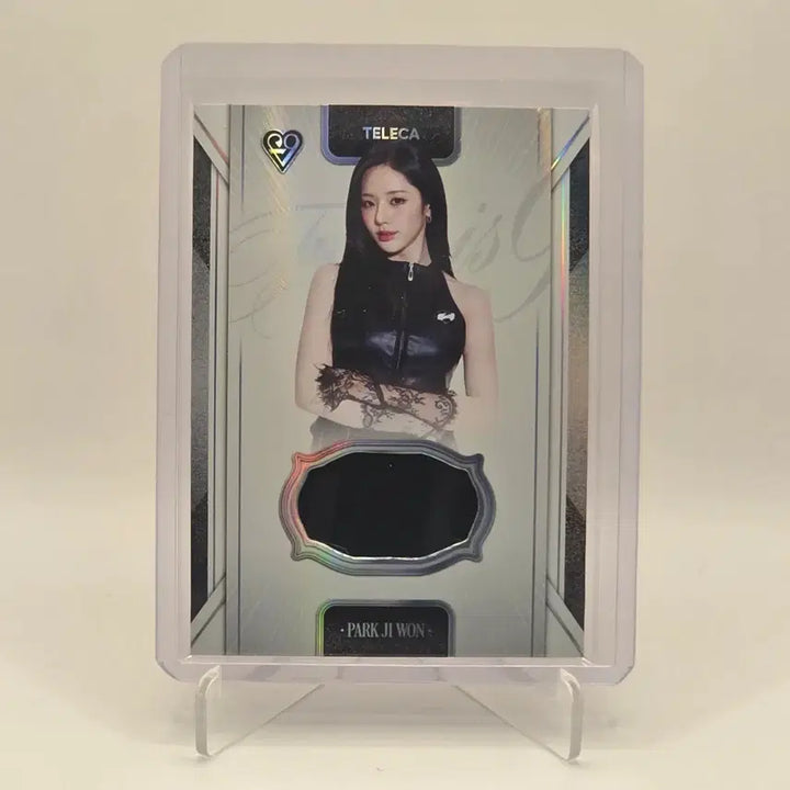 [BUNJANG] fromis_9 Park Ji-won Worn Scarf Relic Card / 테레카 프로미스나인 박지원 실착 스카프 렐릭 카드