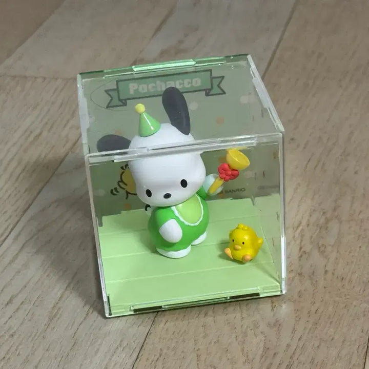 [BUNJANG] Sanrio Pochacco Celebration Party Figure / 정품 산리오 포챠코 축하파티 피규어