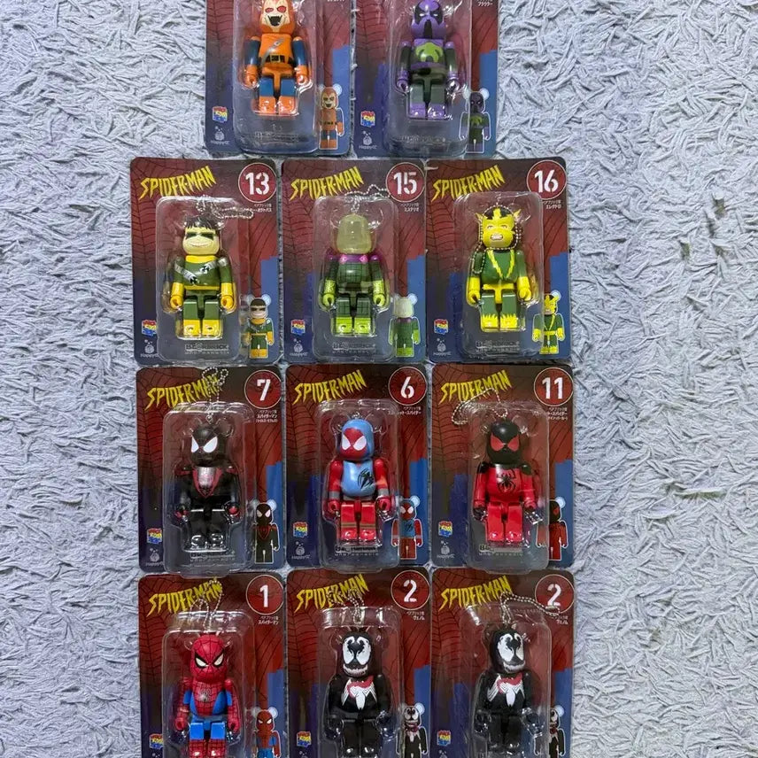 [BUNJANG] BE@RBRICK Happy Lottery Spider-Man / 베어브릭 해피쿠지 스파이더맨
