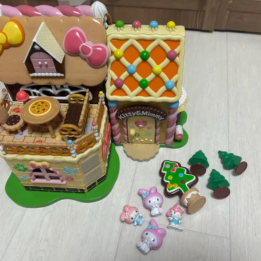 [BUNJANG] Vintage Hello Kitty Cookie House Playset / 고전 키티 쿠키 하우스