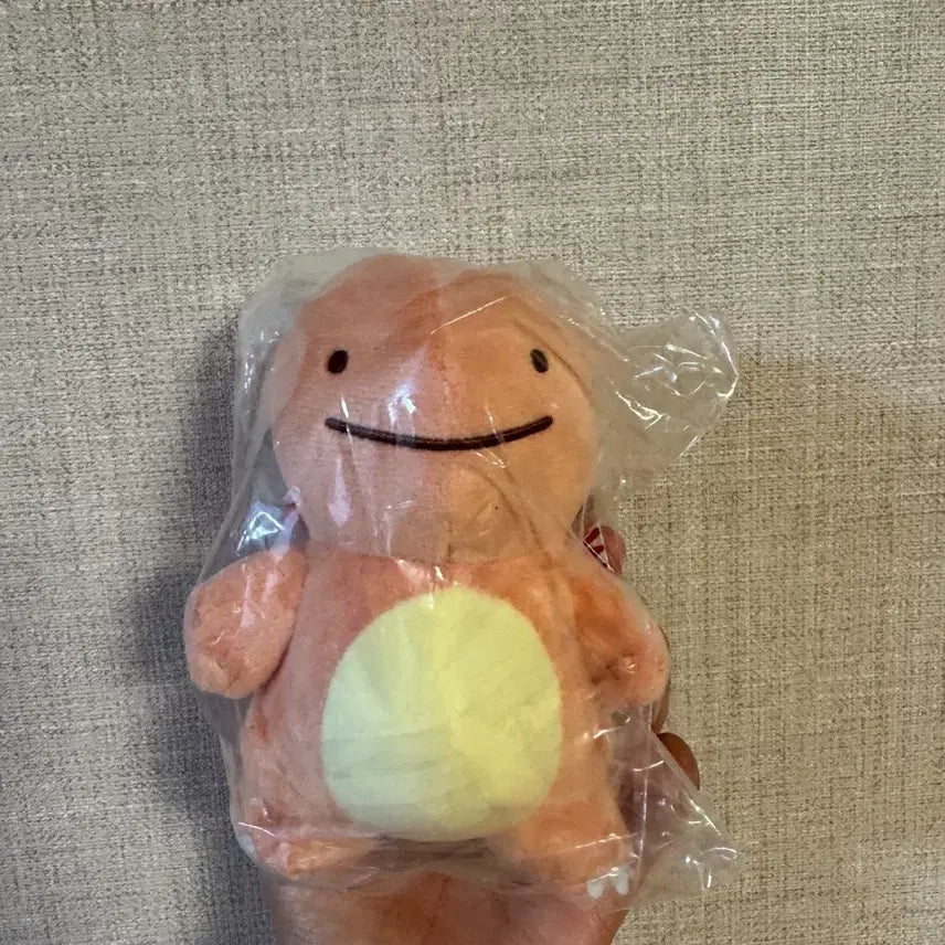 [BUNJANG] Ditto Transformed Charmander Plush Toy / 메타몽변신인형 파이리