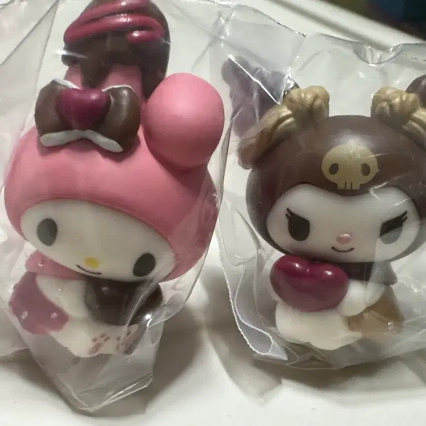 [BUNJANG] Sanrio Kuromi My Melody Dessert Gacha Figure / 산리오 쿠로미 마이멜로디 피규어 디저트 가챠