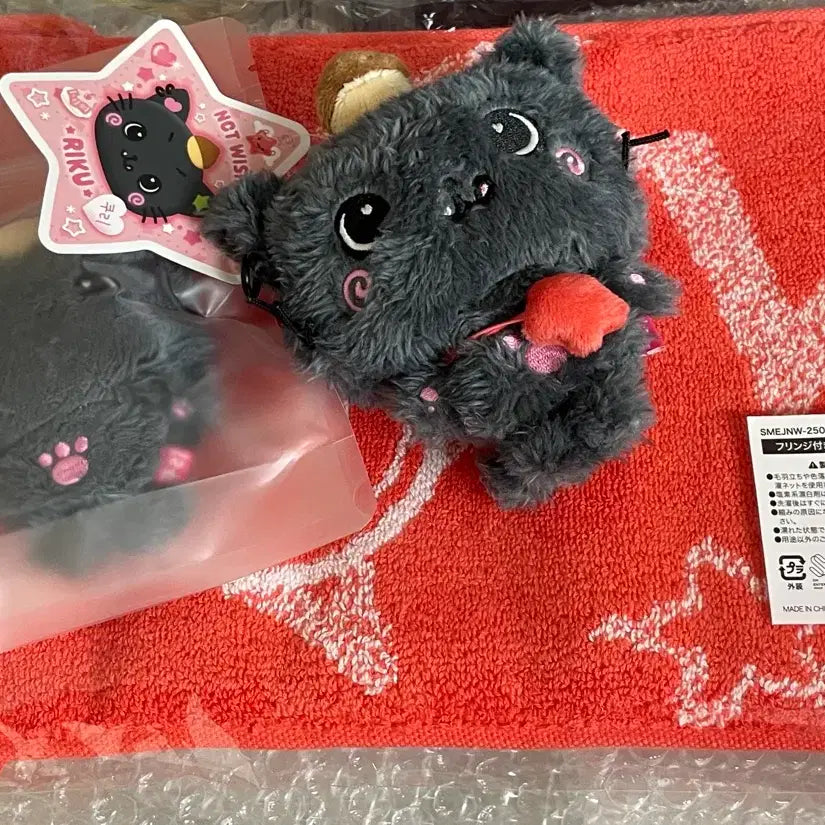 [BUNJANG] NCT WISH Wish Doll Kuri + ITZY SLOGAN Riku Bundle Set / (일괄) 엔시티위시 위시돌 쿠리 리쿠 엠디들 양도합니다.