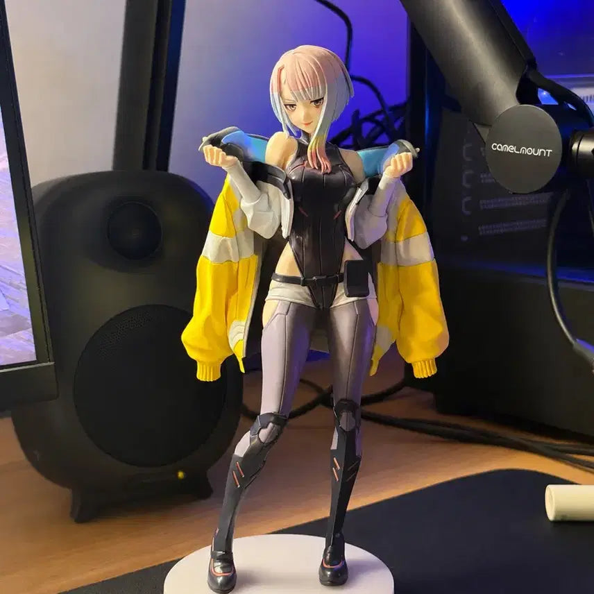 [BUNJANG] Cyberpunk Edgerunners Lucy Figure / 사이버펑크 엣지러너 루시 피규어