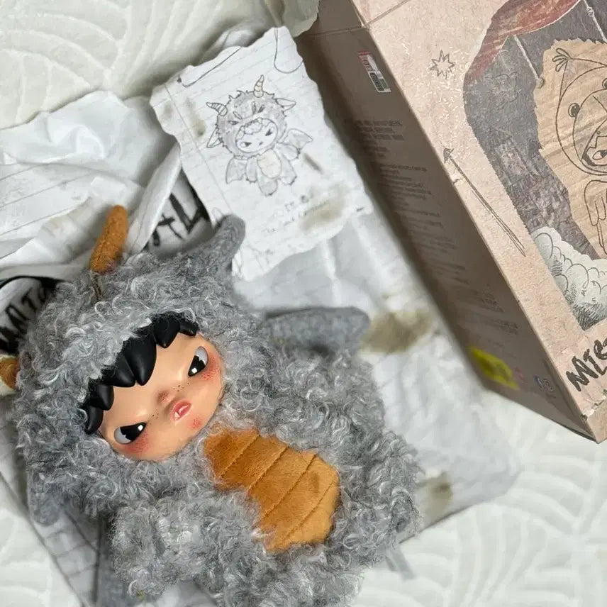 [BUNJANG] Pop Mart Hirono City Wanderer Misty Traveler Grey Dragon / 팝마트 히로노 안개속여행자 회색용