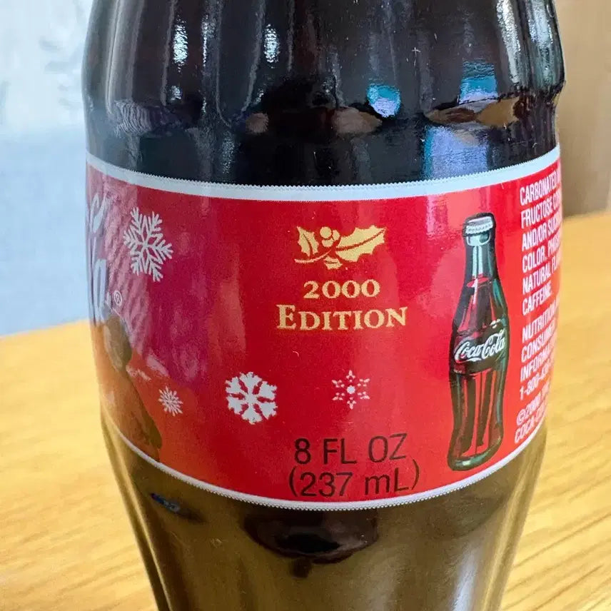 [BUNJANG] Coca-Cola Classic 2000 Christmas Edition Bottle / 미국 코카콜라 클래식 2000년 크리스마스 에디션