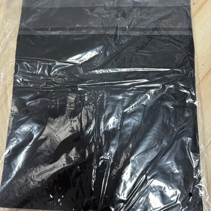 [BUNJANG] CRITIC Dandadan Turbohalm Short Sleeve T-Shirt Black (Sealed) / CRITIC 단다단 터보할멈 반팔 티 블랙 (미개봉)