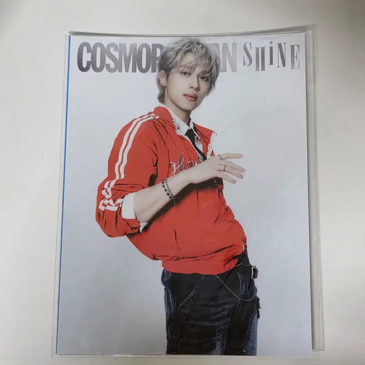 [BUNJANG] XDINARY HEROES Cosmopolitan Postcard Set (Gaon/Juyeon/Junhan) / 엑디즈 엑스디너리히어로즈 코스모폴리탄 엽서 (가온/주연/준한)
