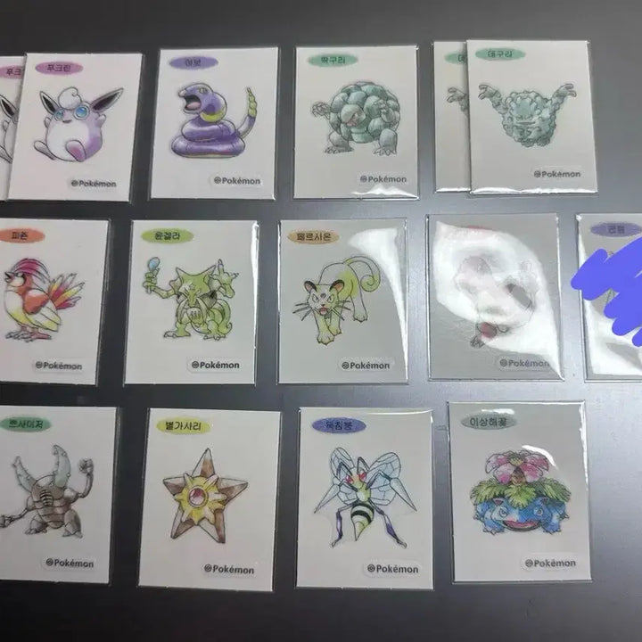 [BUNJANG] Pokemon 30th Anniversary Stickers &amp; Badges Bundle / 포켓몬스터 30주년 띠부씰 + 그 외 띠부 뱃지 역장피카츄