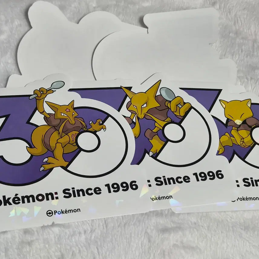 [BUNJANG] Pokemon 30th Anniversary Logo Sticker Set (Voltorb, Electabuzz, Alakazam, 2 Random) / 포켓몬 30주년 로고 스티커 케이시+윤겔라+후딘+랜덤2장 판매합니다.
