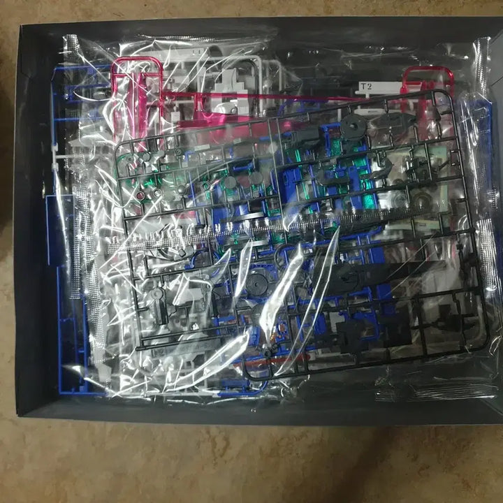 [BUNJANG] Bandai MG 1/100 Gundam Dynames Gundam Model Kit / MG 더블오 건담 잔라이저