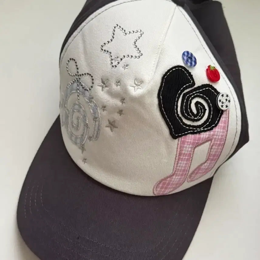 [BUNJANG] ILLIT Cap Hat / 아일릿 캡모자 새상품