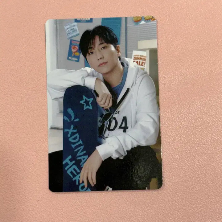 [BUNJANG] Xdinary Heroes Xdinary Summer Concert MD Photocard Geonil / 엑스디너리히어로즈 엑디즈 썸머콘 엠디 트레카 포카 건일