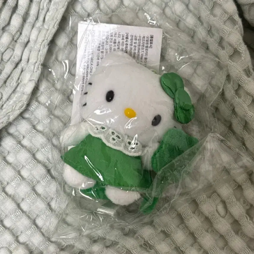 [BUNJANG] Hello Kitty 50th Anniversary Clover Lucky Kitty / 헬로키티 50주년 팝업 클로버 행운키티