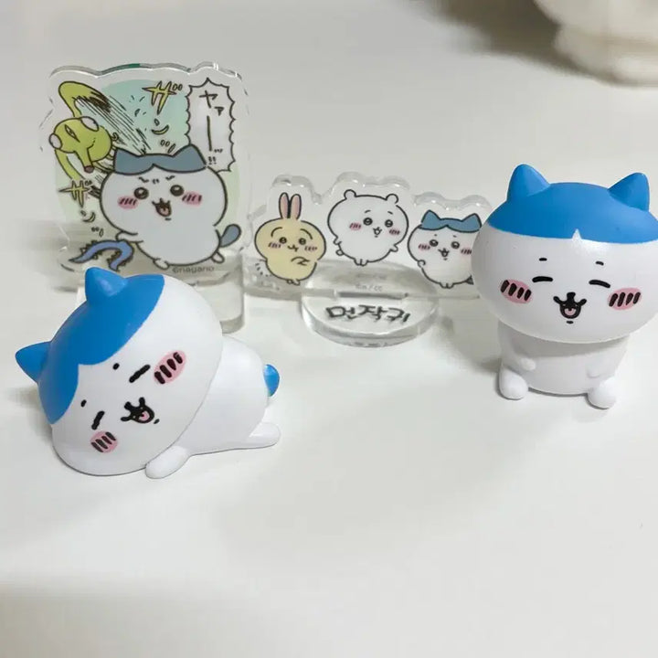 [BUNJANG] Chikawa Hachiware Figure Acrylic Stand / 먼작귀 치이카와 하치와레 피규어 아크릴 일괄 양도