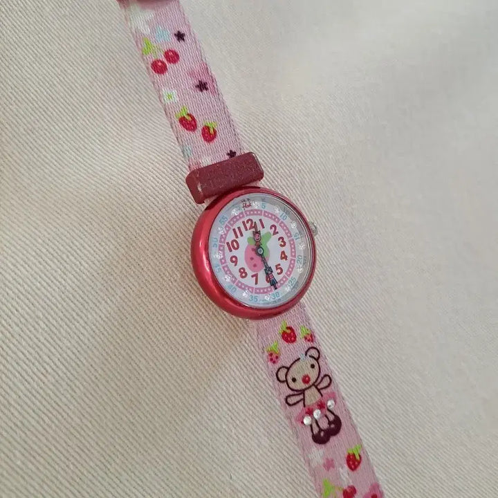 [BUNJANG] Flick Flack Strawberry Bear Kidult Watch / 스와치 플릭플락 스트로베리 베어