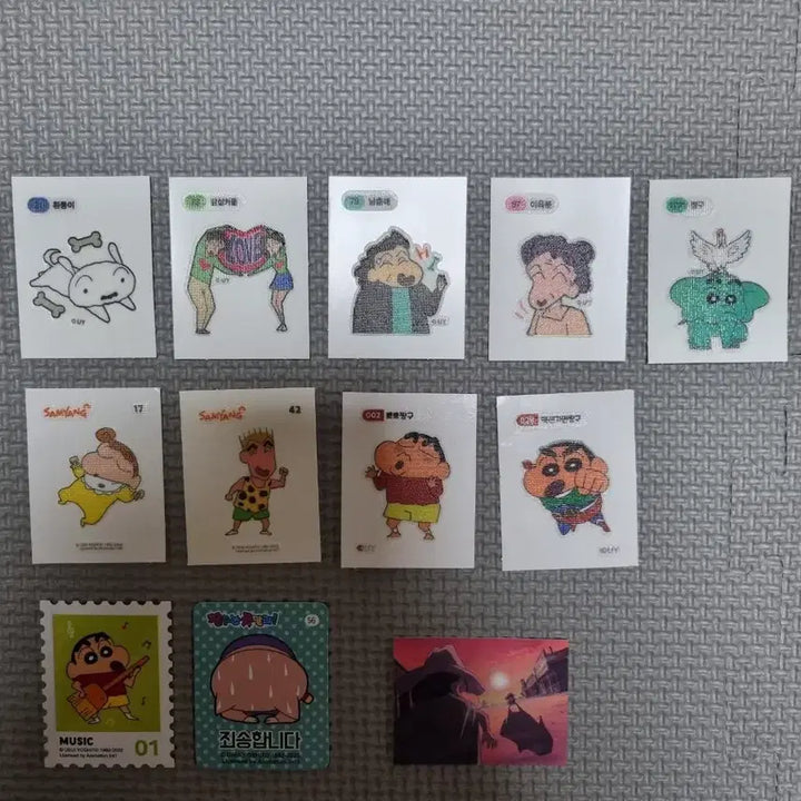 [BUNJANG] Assorted Character Stickers (Crayon Shin-chan, Pokémon, Kakao Friends, etc.) / 띠부씰 판매 개당 1000원(짱구,포켓몬,카카오 등등)