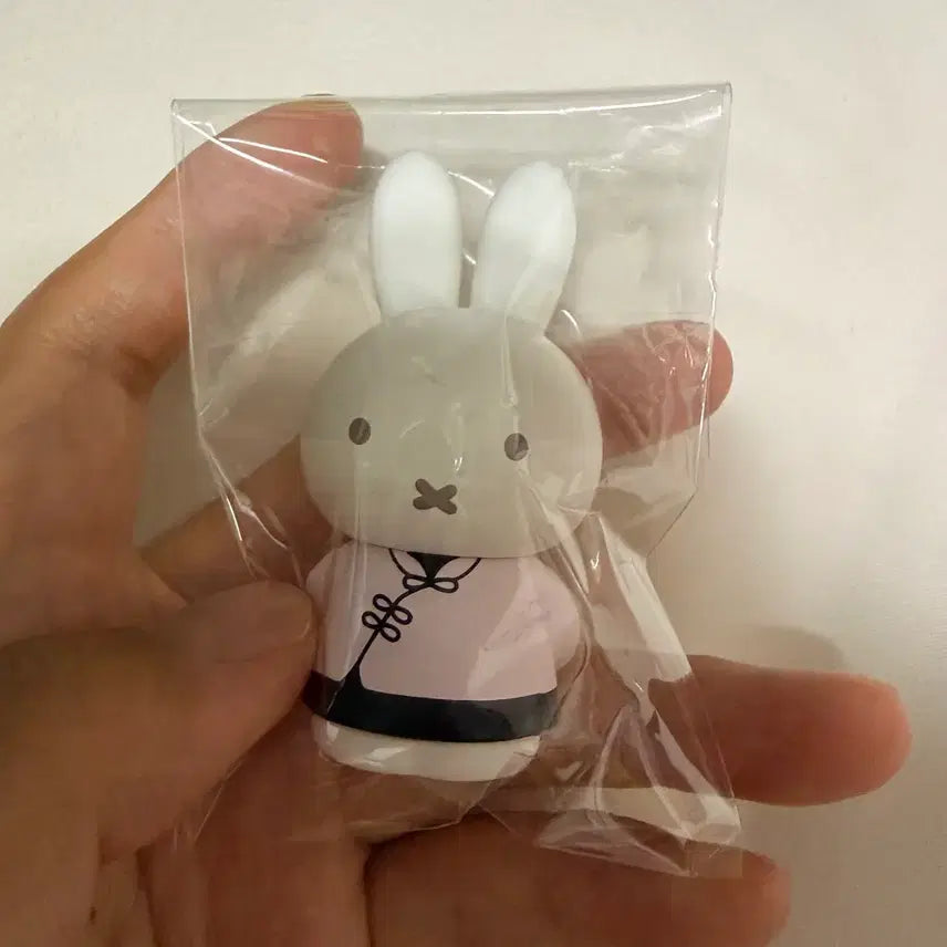 [BUNJANG] Miffy Figure - Oriental Style / 미피 피규어