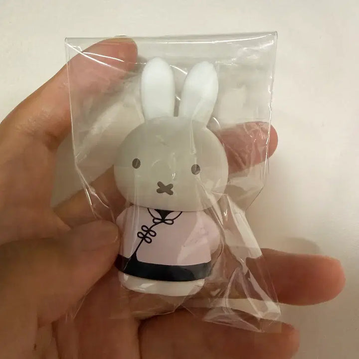 [BUNJANG] Miffy Figure - Oriental Style / 미피 피규어