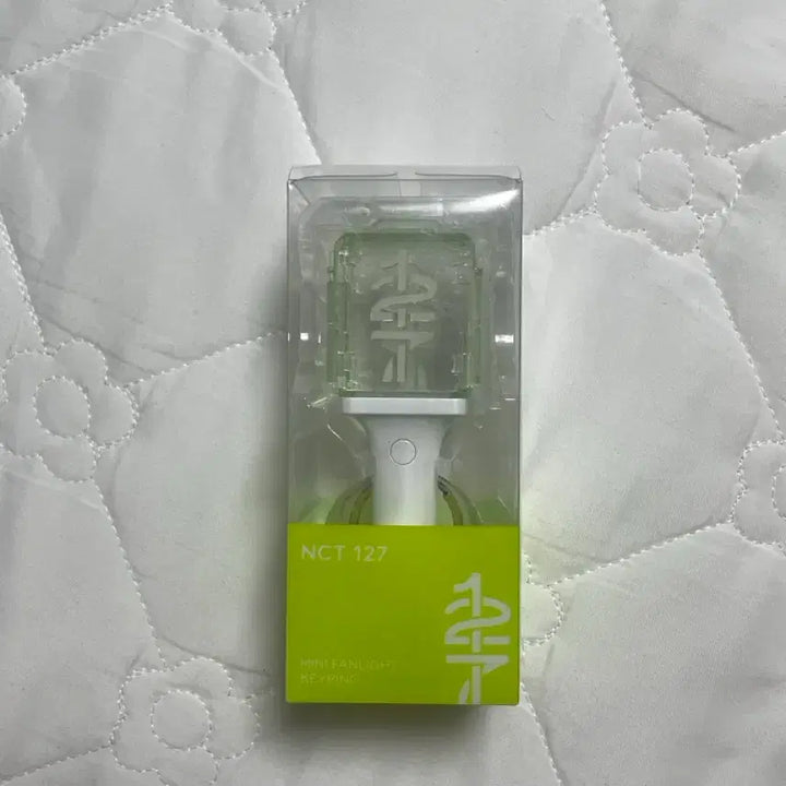 [BUNJANG] NCT 127 Mini Lightstick Keychain / 엔시티127 미니 응원봉 믐뭔봄 키링