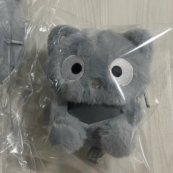[BUNJANG] Sanrio Monotone Chocolate Cat Plush Keyring Set (2 pcs) / (2개 세트) 산리오 모노톤 흑백 그레이 초코캣 인형 키링