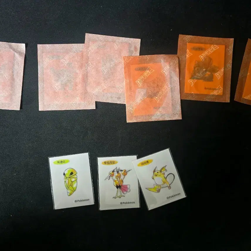 [BUNJANG] Pokemon 30th Anniversary Artwork Special Tteokbokki Seal Set (100 types) / 포켓몬 30주년 아트웍 스페셜 띠부씰 100종