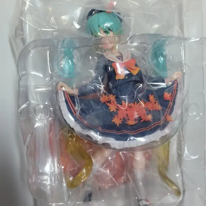 [BUNJANG] Hatsune Miku Maple Figure / 하츠네 미쿠 단풍 피규어