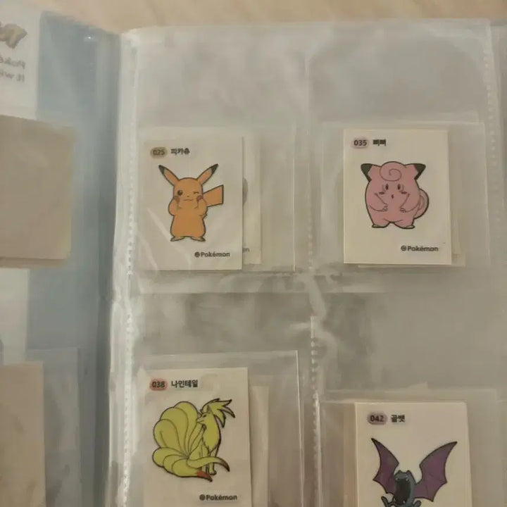 [BUNJANG] Pokemon Sticker Book + 30 Stickers / 포켓몬스터 띠부실 북+띠부실 30종