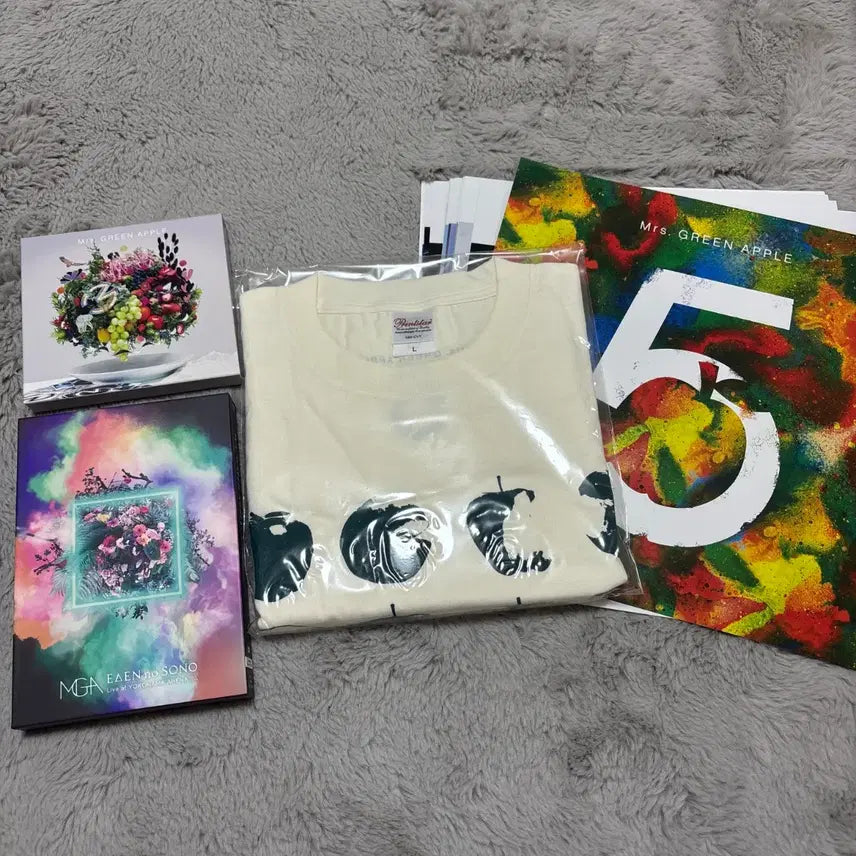 [BUNJANG] Mrs. Green Apple 5 Limited Edition Album / 미세스 그린애플 5 완전생산 한정판 앨범 mrs. green apple