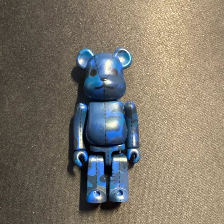 [BUNJANG] BAPE Bearbrick Navy Camouflage / 베이프 베어브릭 핀매합니다
