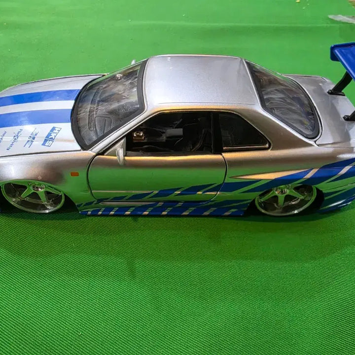 [BUNJANG] 1/24 Scale Nissan GT-R R34 Diecast Model Car / 다이캐스트 합금 1/24 스케일 닛산 GT-R R34  자동차