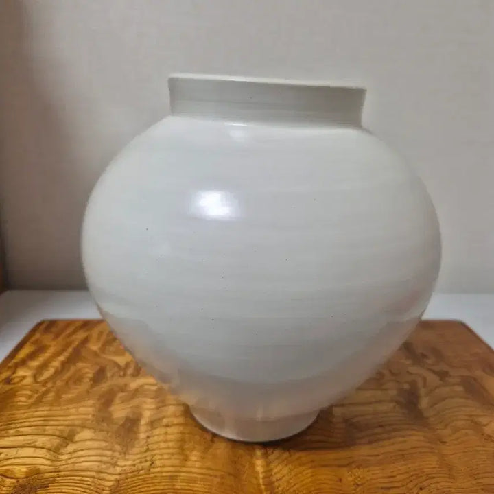 [BUNJANG] Tou Workshop White Porcelain Matte Moon Jar / 달항아리
