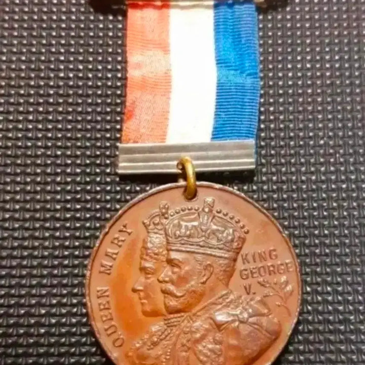 [BUNJANG] Rare British 1913 George V &amp; Queen Mary Medal / 희귀 영국 1913년 조지5세&amp;메리퀸 메달. 외국주화 동전 주화 화폐