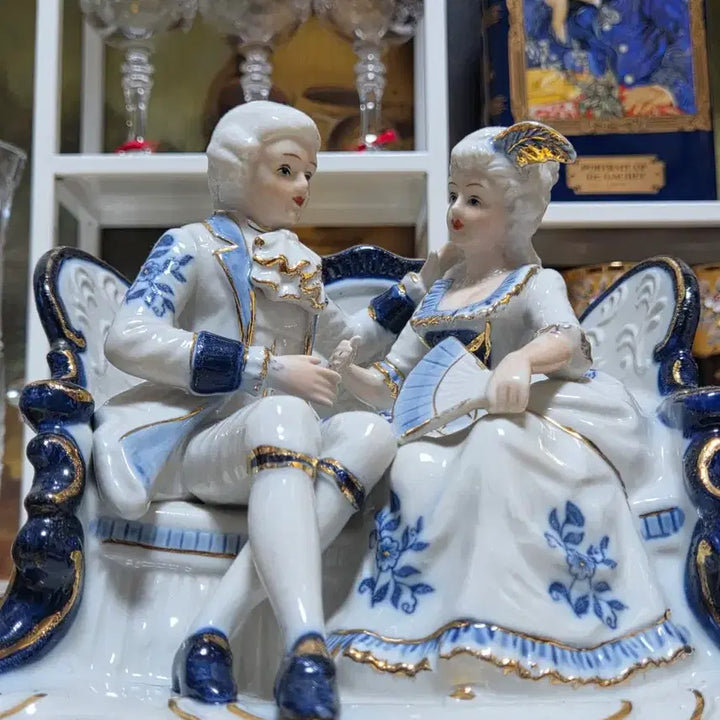 [BUNJANG] Antique Imperial Porcelain Lovers Figurine / 앤틱 임페리얼 포슬린 연인 장식품
