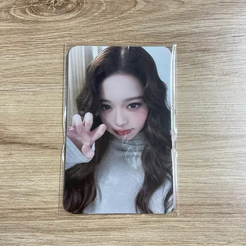 [BUNJANG] Dyson Jang Wonyoung Photocard / 다이슨 장원영 포토카드 (정품/새상품)