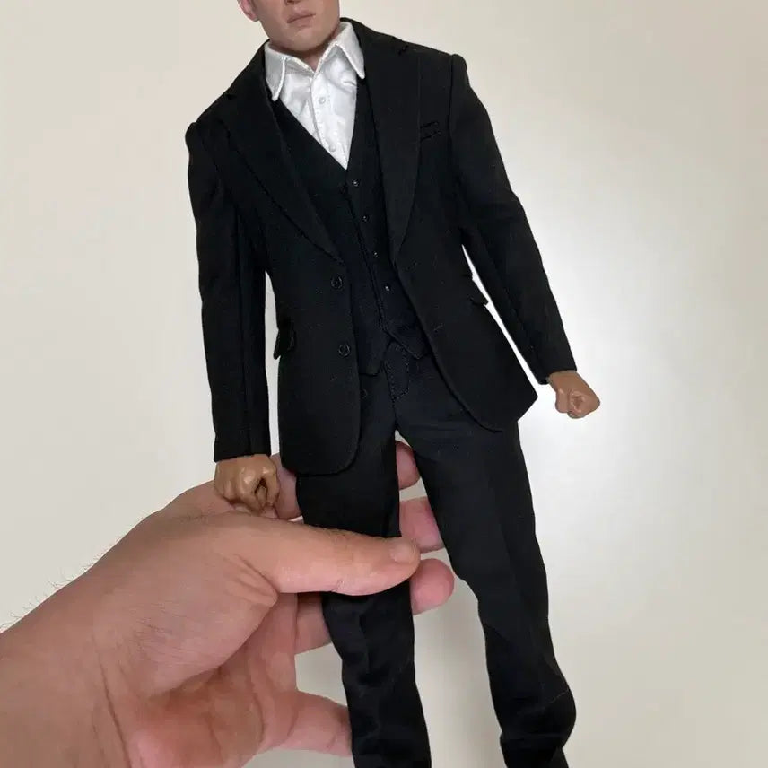 [BUNJANG] Hot Toys Tom Hardy Custom Figure / 핫토이x) 톰하디 커스텀