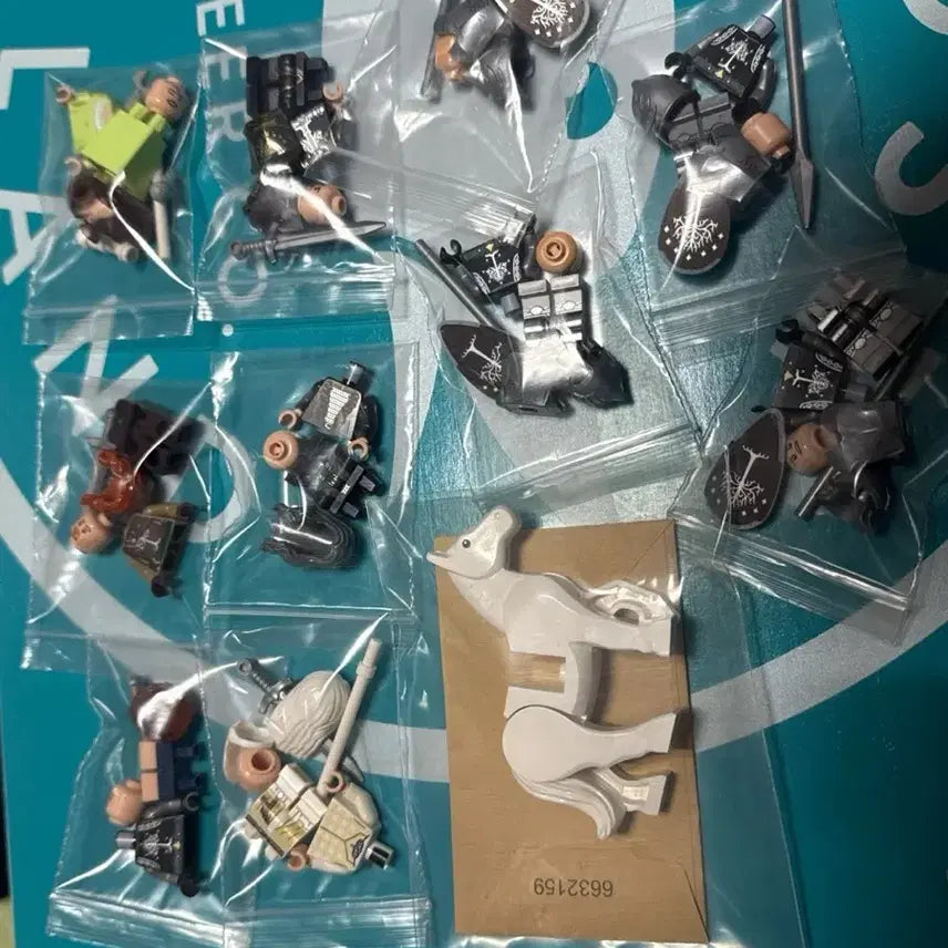 [BUNJANG] LEGO The Lord of the Rings Minifigure Full Set / 레고 11377 반지의제왕 미니피규어 풀 세트