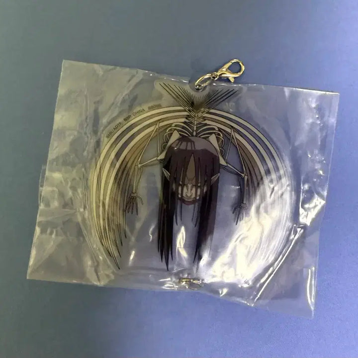[BUNJANG] Attack on Titan F Prize Isayama Hajime Acrylic Stand / 진격의거인 진격거 쿠지 f상 종미의거인 아크릴