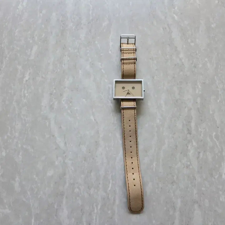 [BUNJANG] Yotsuba&amp;! Danbo Wristwatch / 요츠바랑 단보 담보 손목 시계